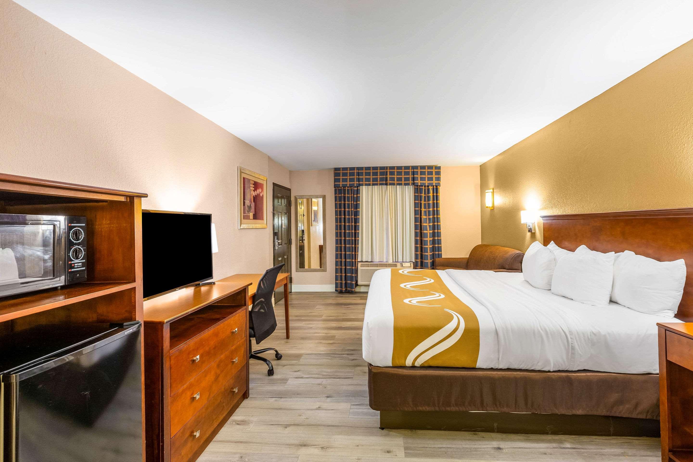 Quality Inn Quincy - Tallahassee West エクステリア 写真