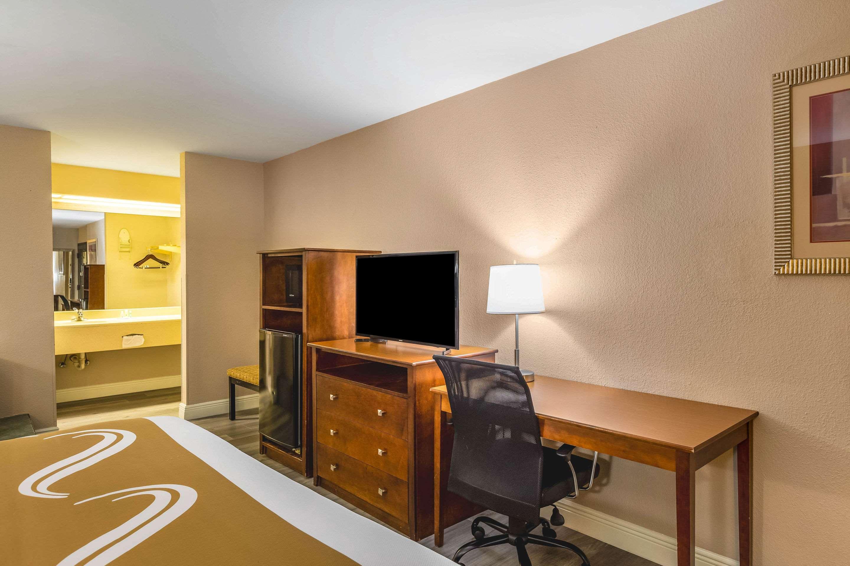 Quality Inn Quincy - Tallahassee West エクステリア 写真