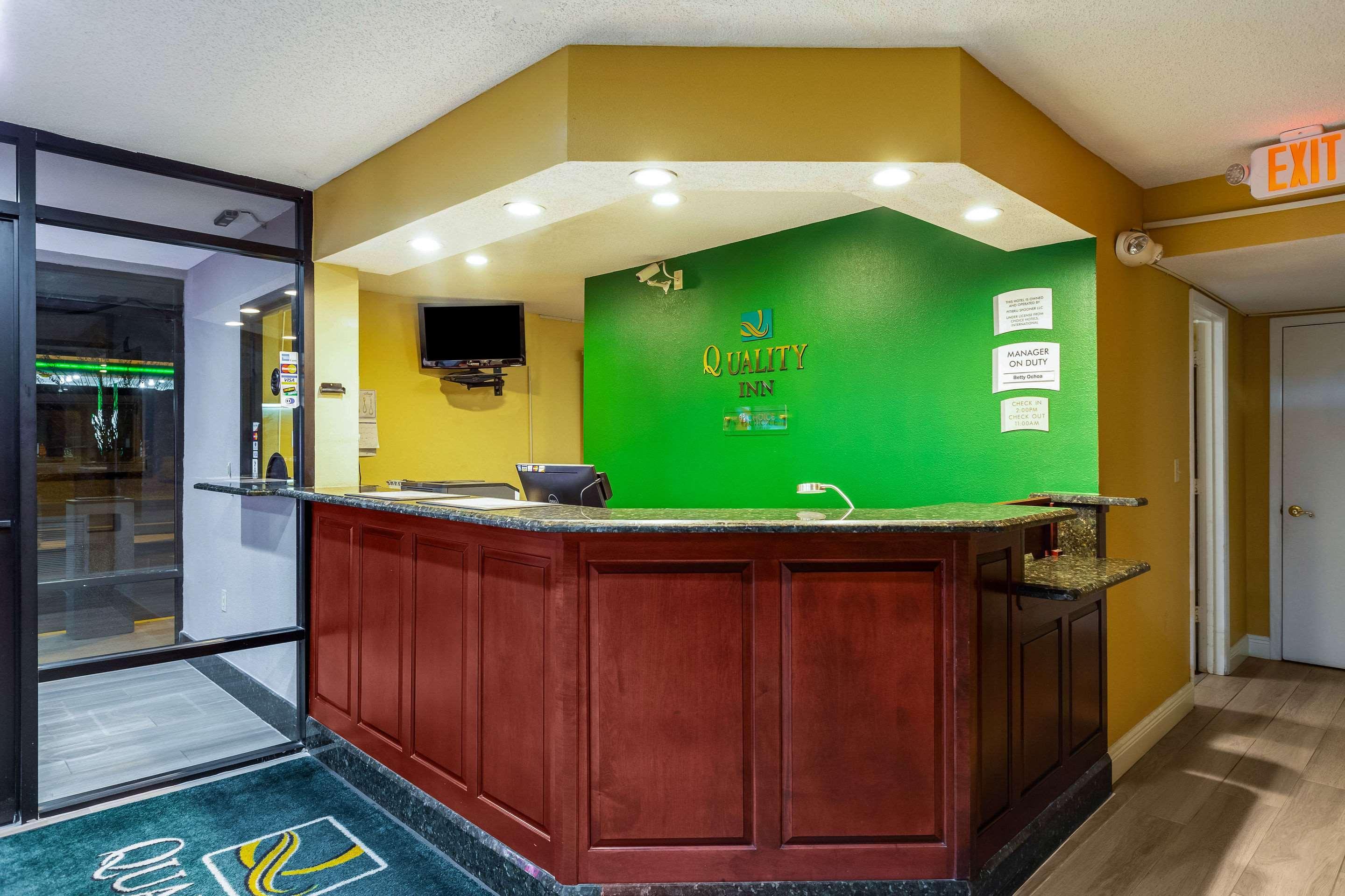Quality Inn Quincy - Tallahassee West エクステリア 写真