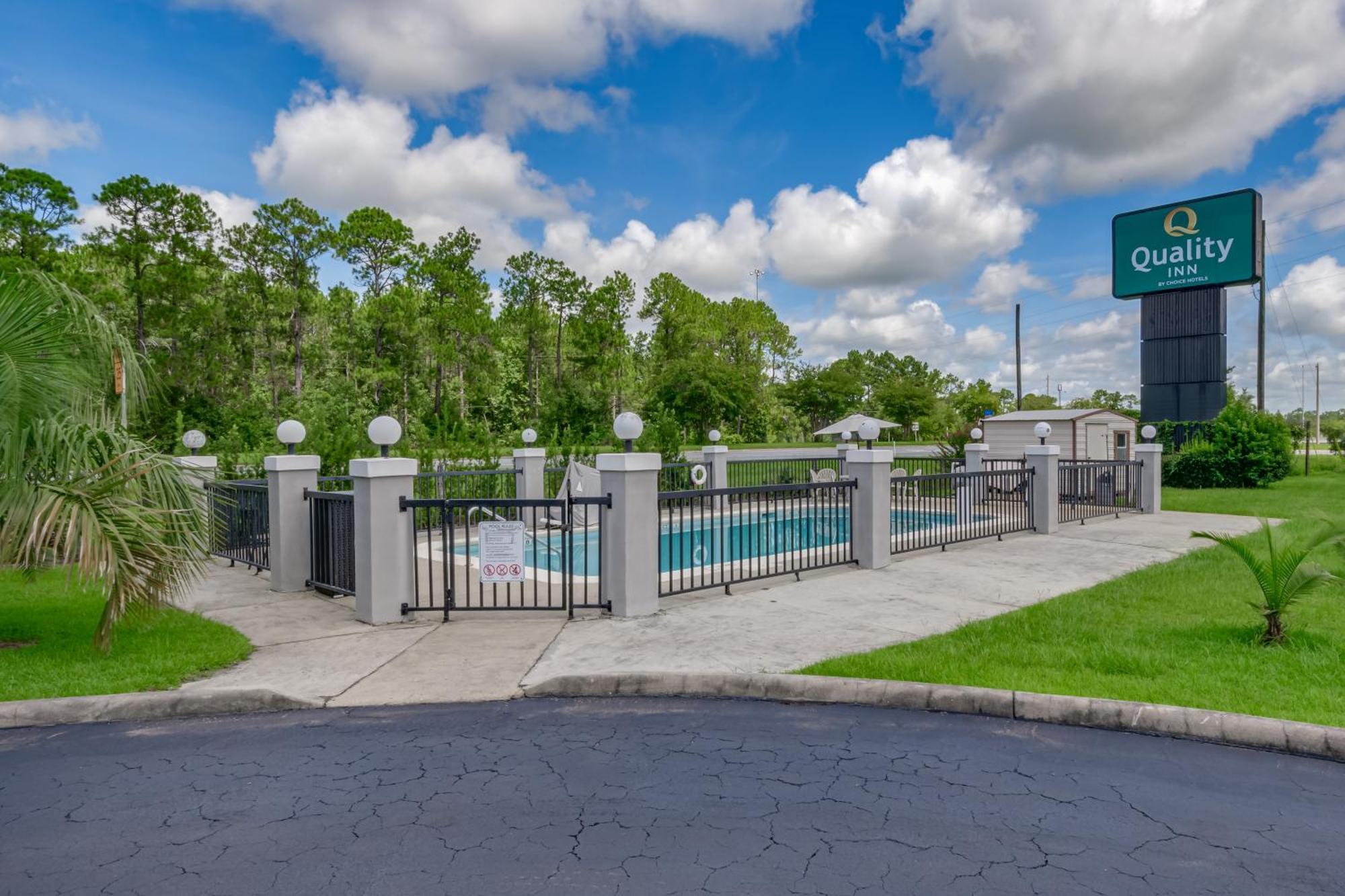 Quality Inn Quincy - Tallahassee West エクステリア 写真
