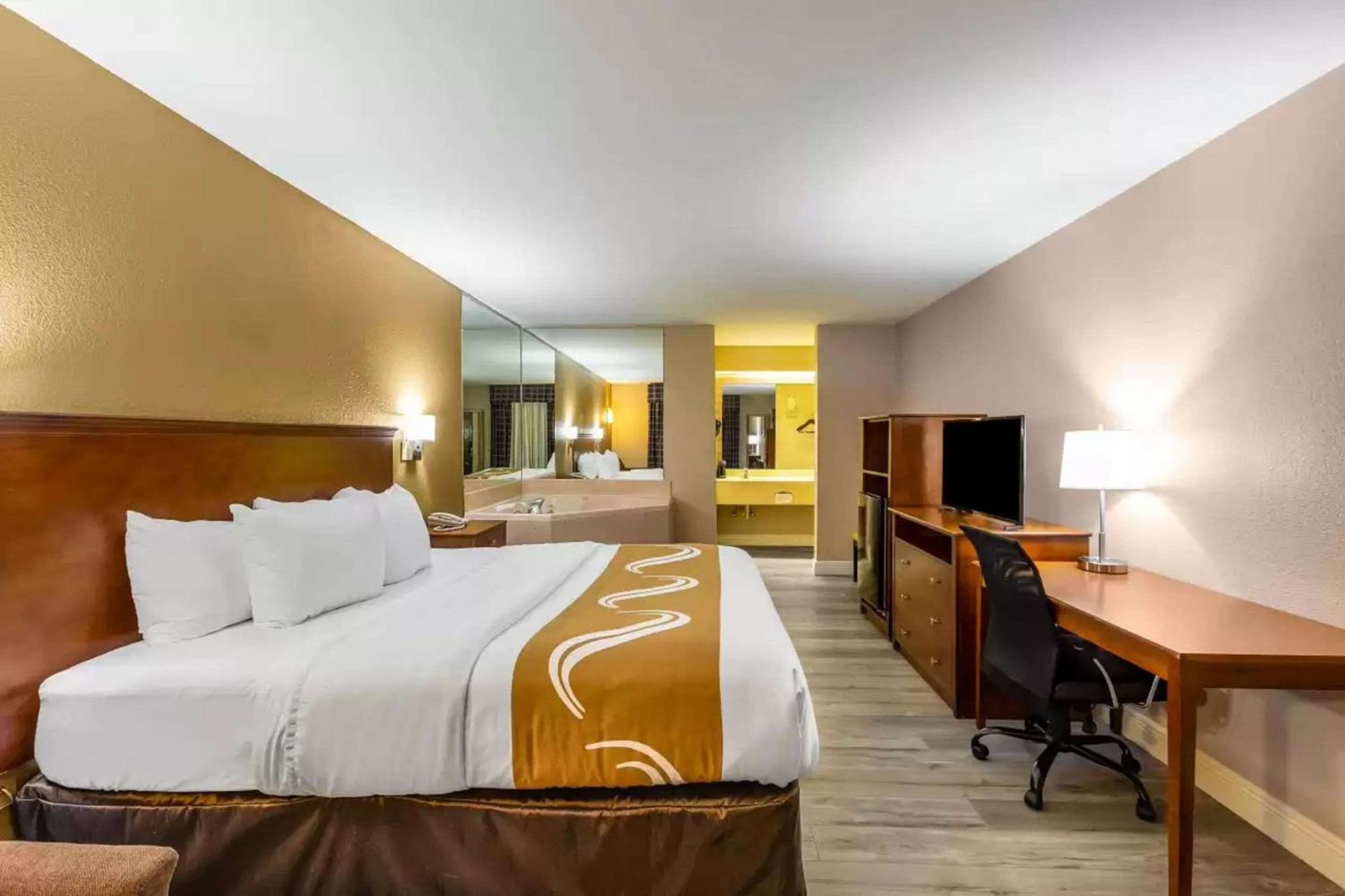 Quality Inn Quincy - Tallahassee West エクステリア 写真